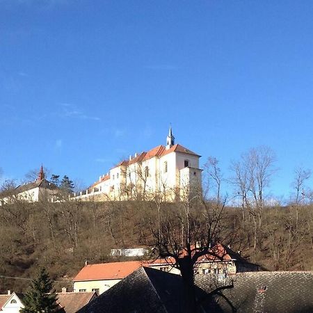 Apt. Overlooking The Castle Nizbor20Km From Prague Ngoại thất bức ảnh
